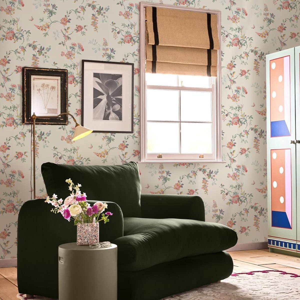 Graham & Brown | Bids & Roses Wallpaper Graham & Brown | Bids & Roses Wallpaper