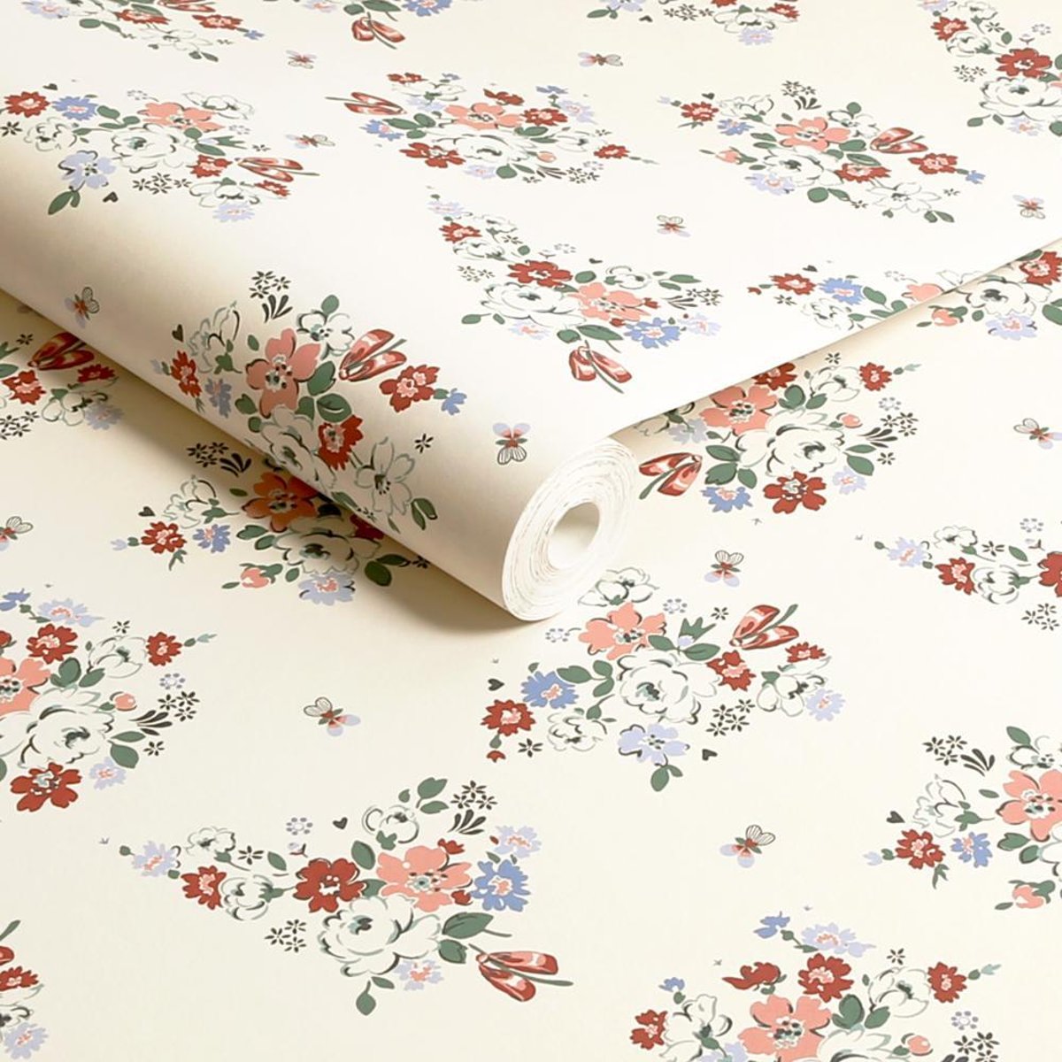 Graham & Brown | Clifton Floral Wallpaper Graham & Brown | Clifton Floral Wallpaper