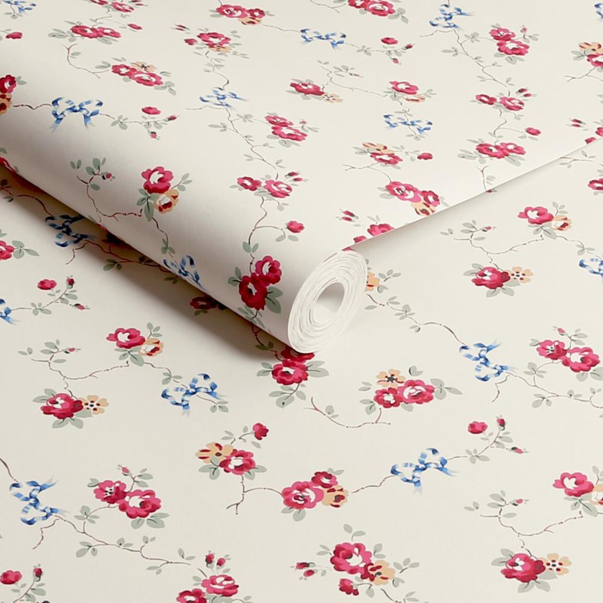 Graham & Brown | Rose & Bows Wallpaper Graham & Brown | Rose & Bows Wallpaper