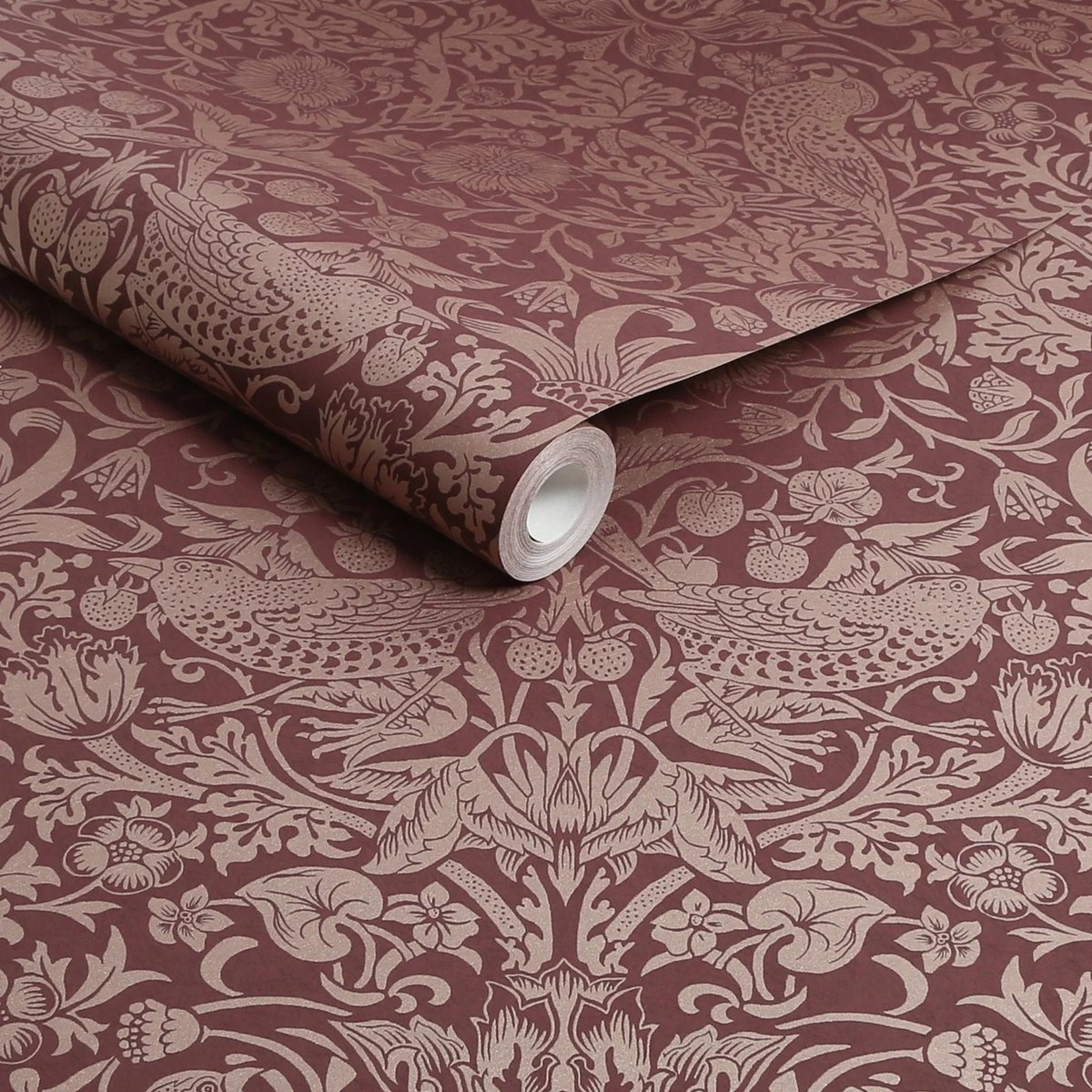 Graham & Brown | Strawberry Thief Fibrous Wallpaper Graham & Brown | Strawberry Thief Fibrous Wallpaper