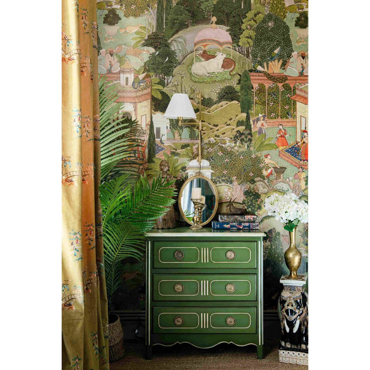 MINDTHEGAP | GARDENS OF JAIPUR | WP20645 MINDTHEGAP | GARDENS OF JAIPUR | WP20645