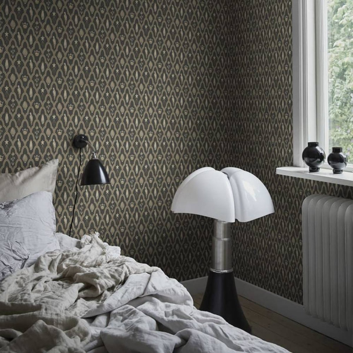 Sandberg | Turtledove Barn | Charcoal | S10270 Sandberg | Turtledove Barn | Charcoal | S10270