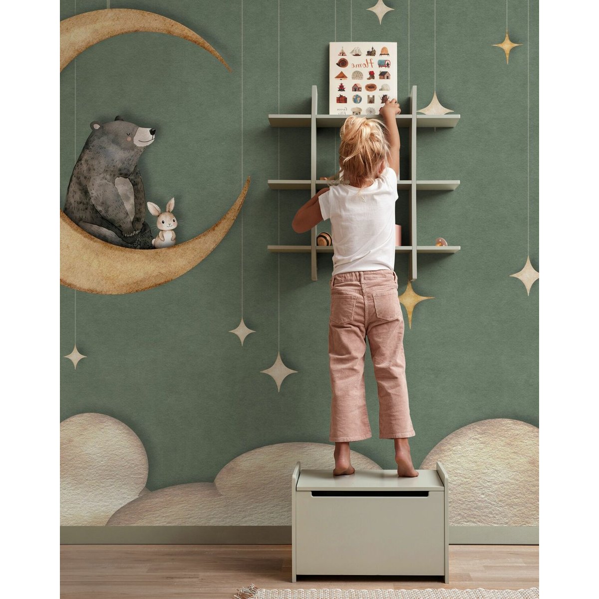 Oliver Robins | Bear on the Moon I Oliver Robins | Bear on the Moon I